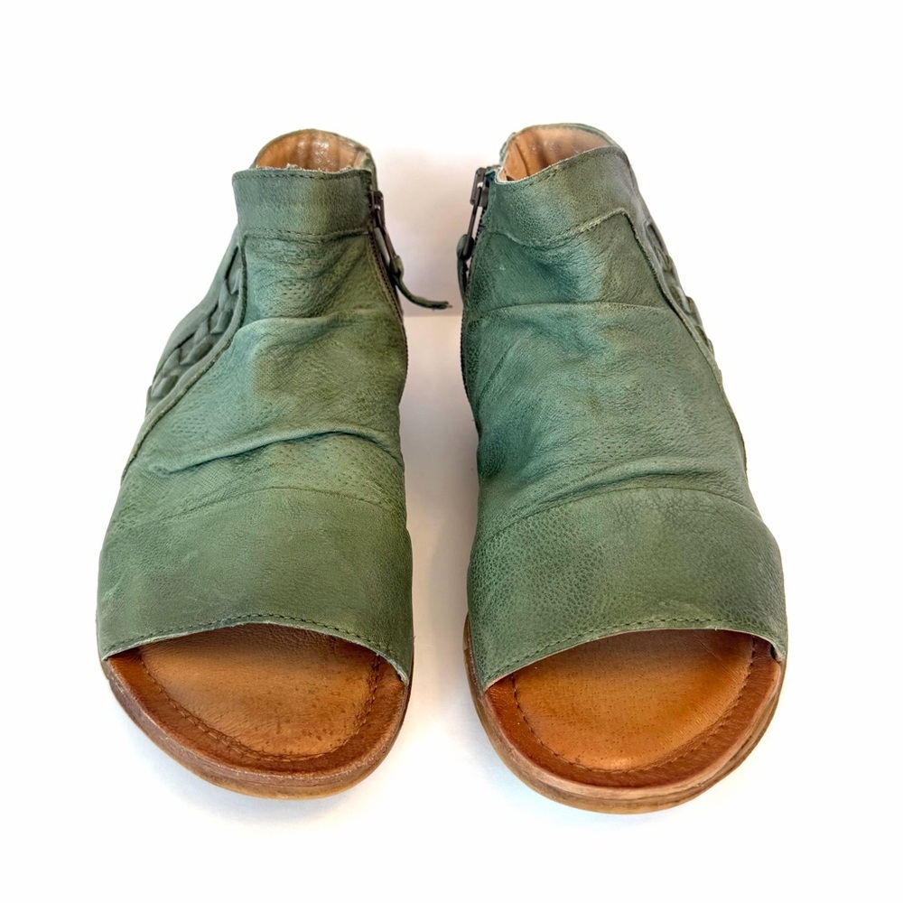 Miz Mooz Flaire leather sandals in aloe green, size 38 wide - Picture 3 of 9